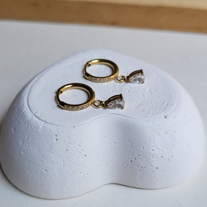 Alia hoops (droplet)