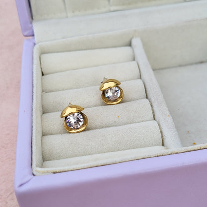 Gold Shell studs