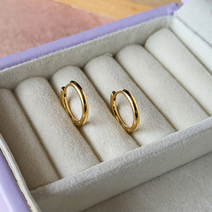 Plain hoops