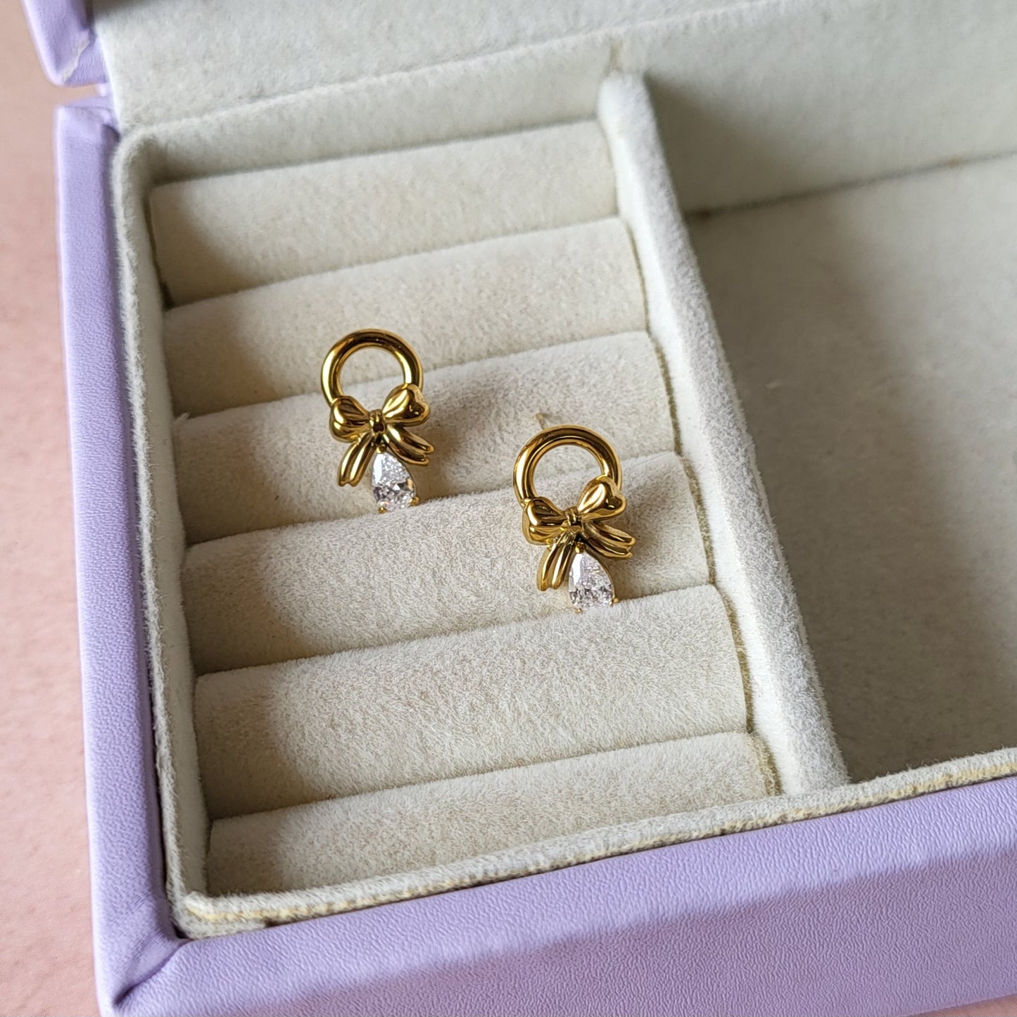 Bow drop studs