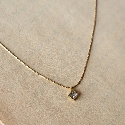 Isabella Pendant chain
