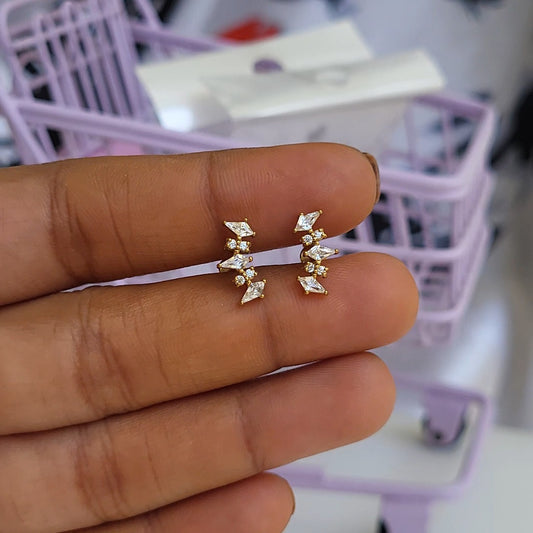 Daina flat screwback studs