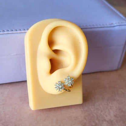 Dual flower hook studs
