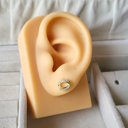 Oval studs