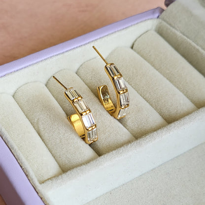 Glitter hook studs
