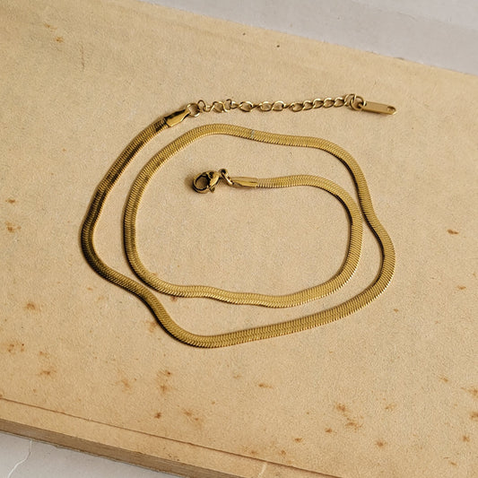 SLITHER snake Neckchain (gold)