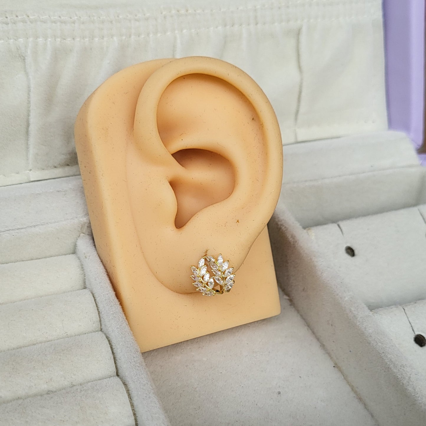 Willow cuff studs