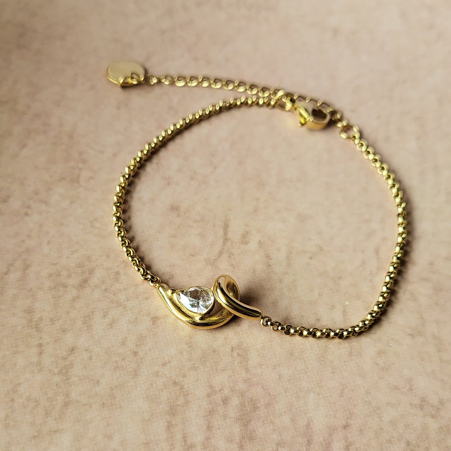 Knot bracelet