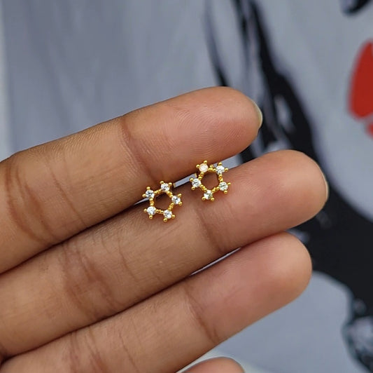 Alia mini studs (ball screwback)