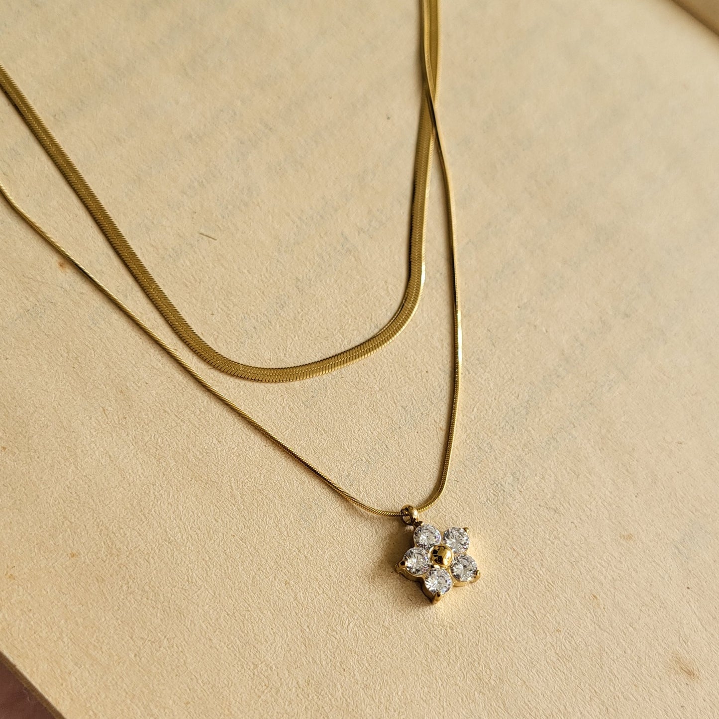Bloom layered necklace