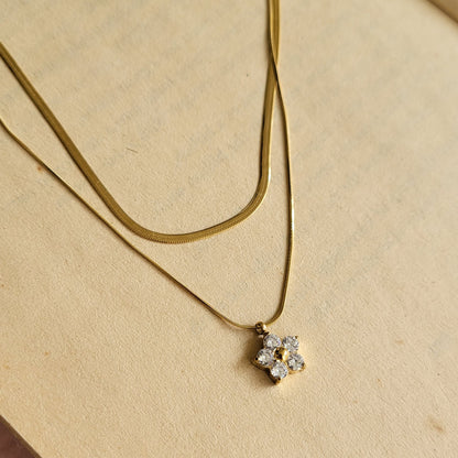 Bloom layered necklace