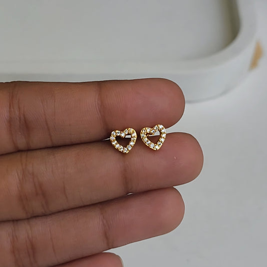 Heart mini stud (ball screwback)