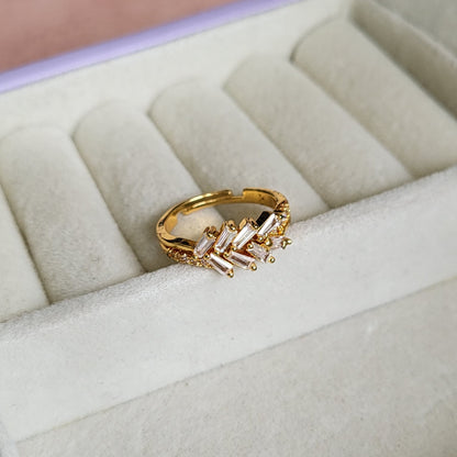 Leaf finger ring
