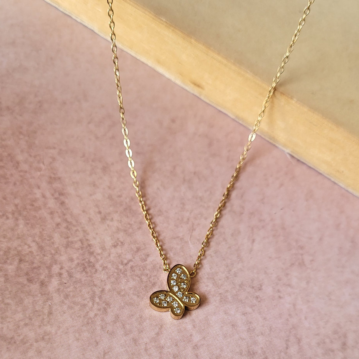 Thithli Pendant chain
