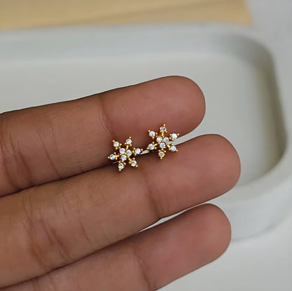 Snowflake mini studs (ball screwback)