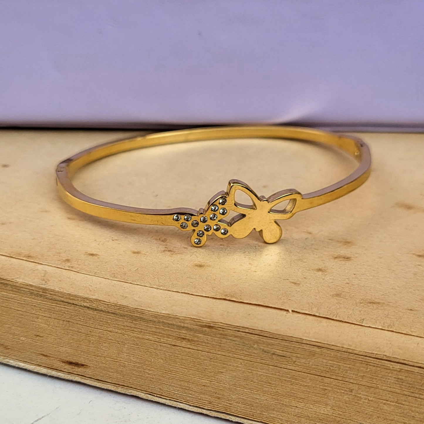 Butterfly kada