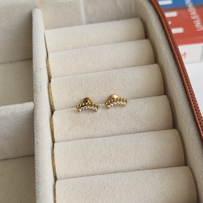 Goldie flat screwback studs
