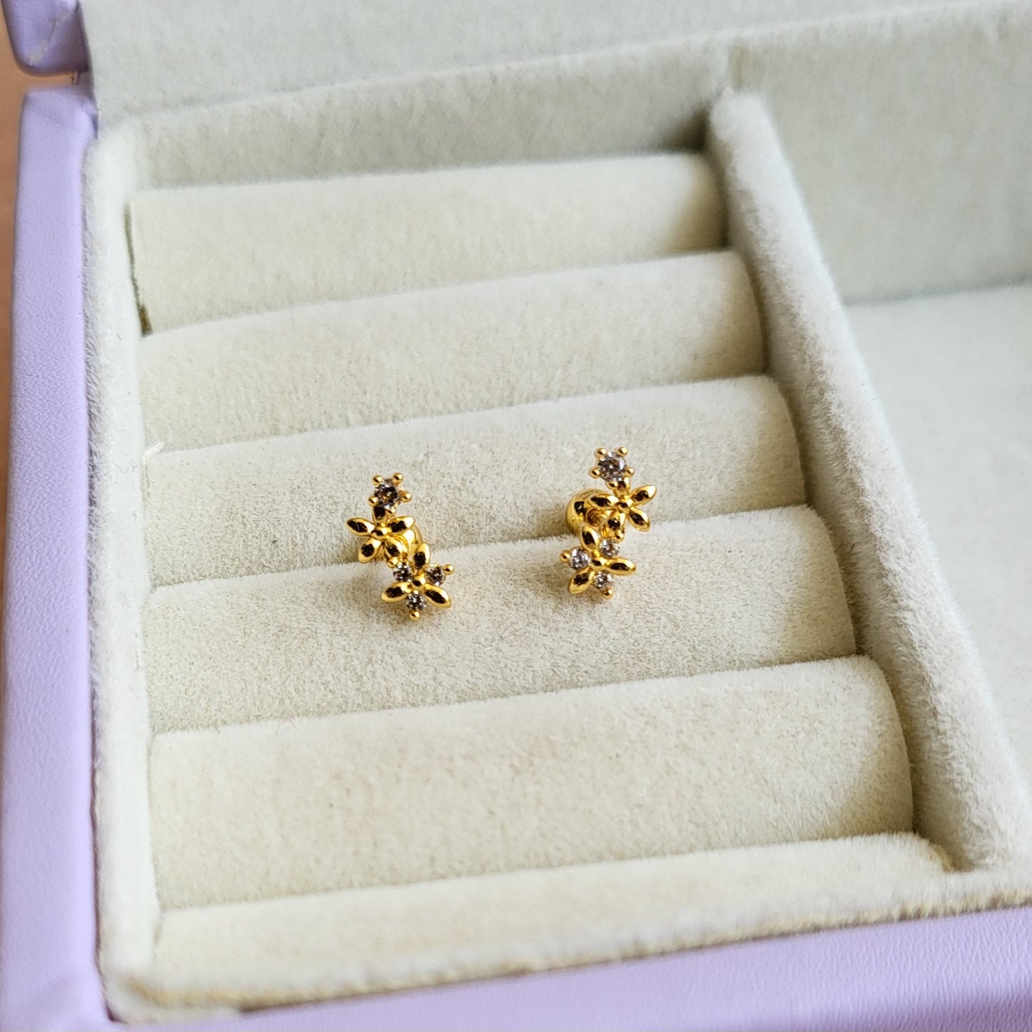Pollen mini studs (ball screwback)
