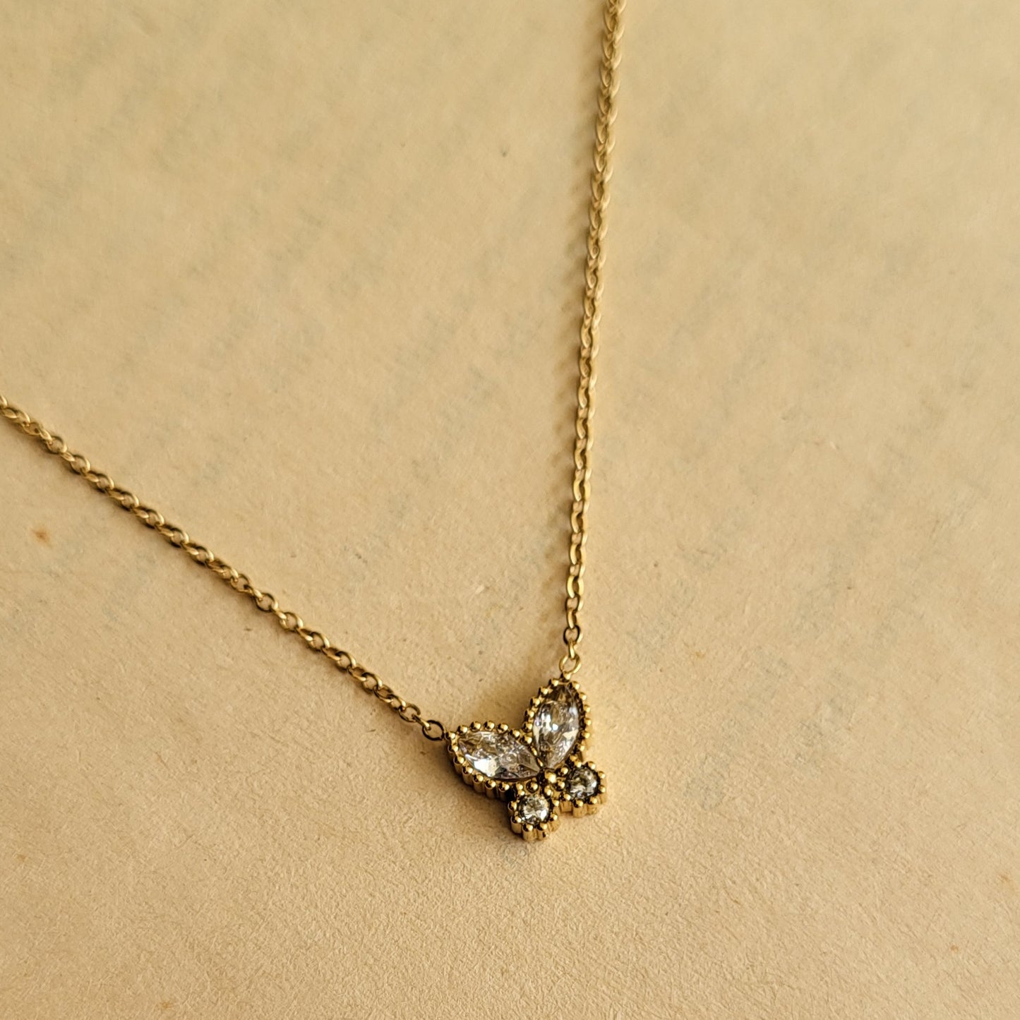 Thithli pendent chain