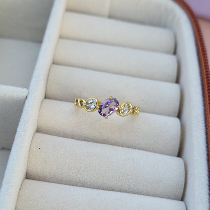 Violet Finger ring
