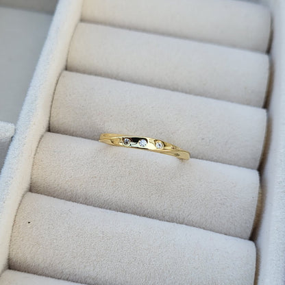 Emilia Finger ring