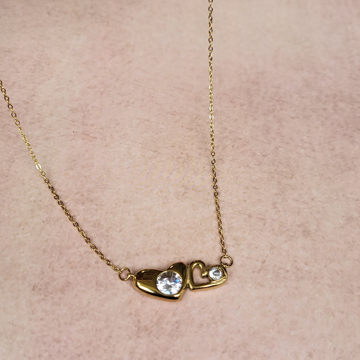 Dual heart pendent chain