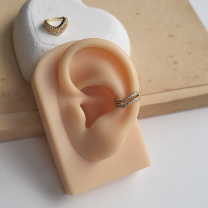 Rima earclips (pair)