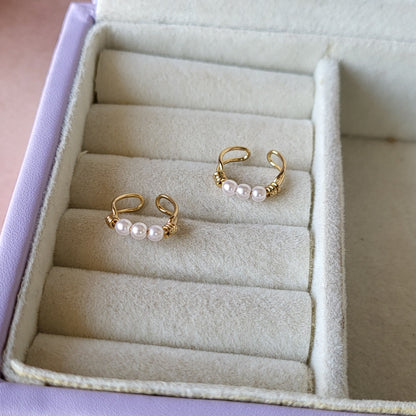 Pearl earclips