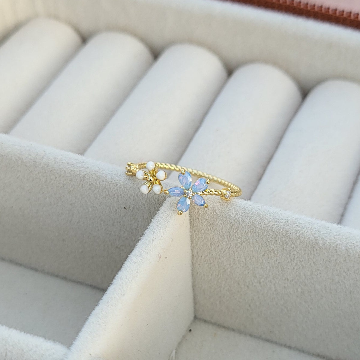 Bloom Finger ring