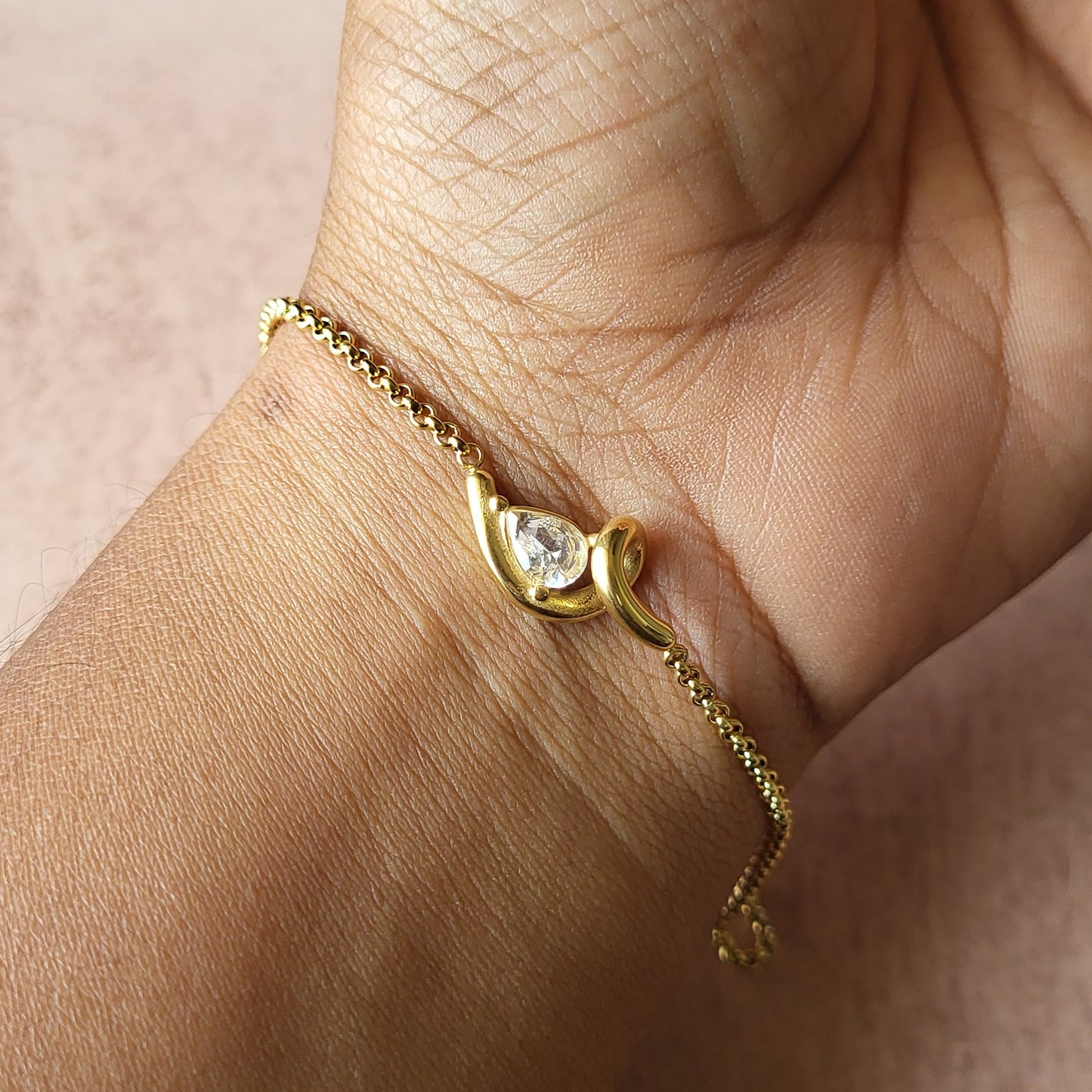 Knot bracelet