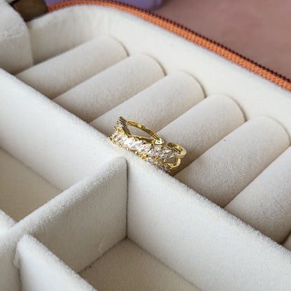 Willow finger ring