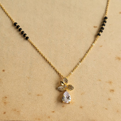 Leaf drop mangalsutra