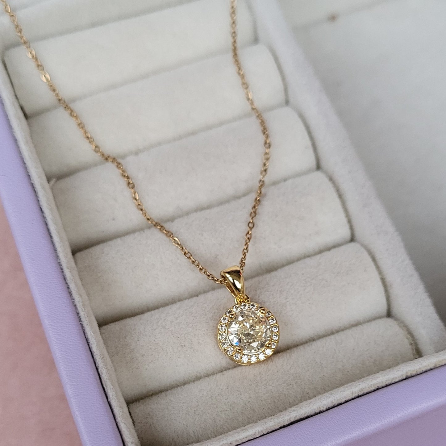Purple pendant chain